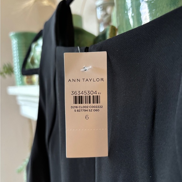 Black Ann Taylor Halter Sheath Dress sz 6 - Picture 7 of 7
